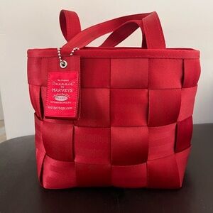 Harveys Seatbelt Bag - Red